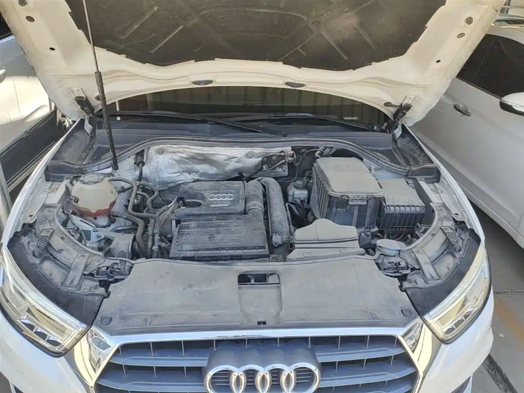 Audi Q3 — фото 20