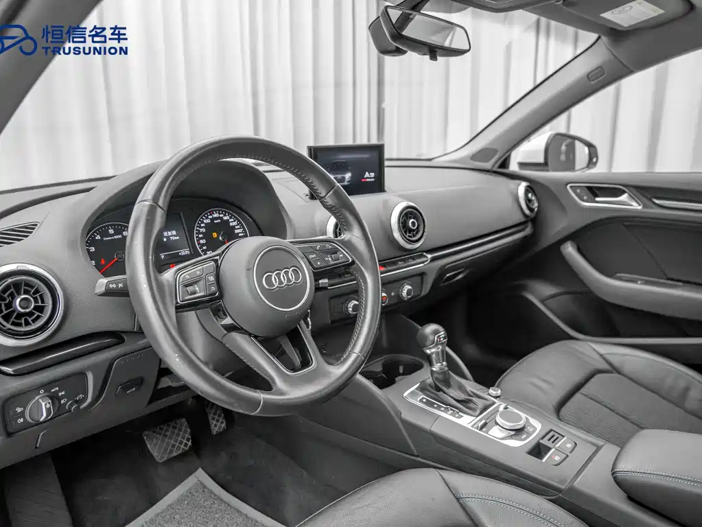 Audi A3 — фото 11