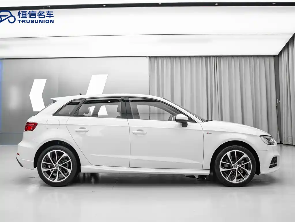 Audi A3 — фото 10