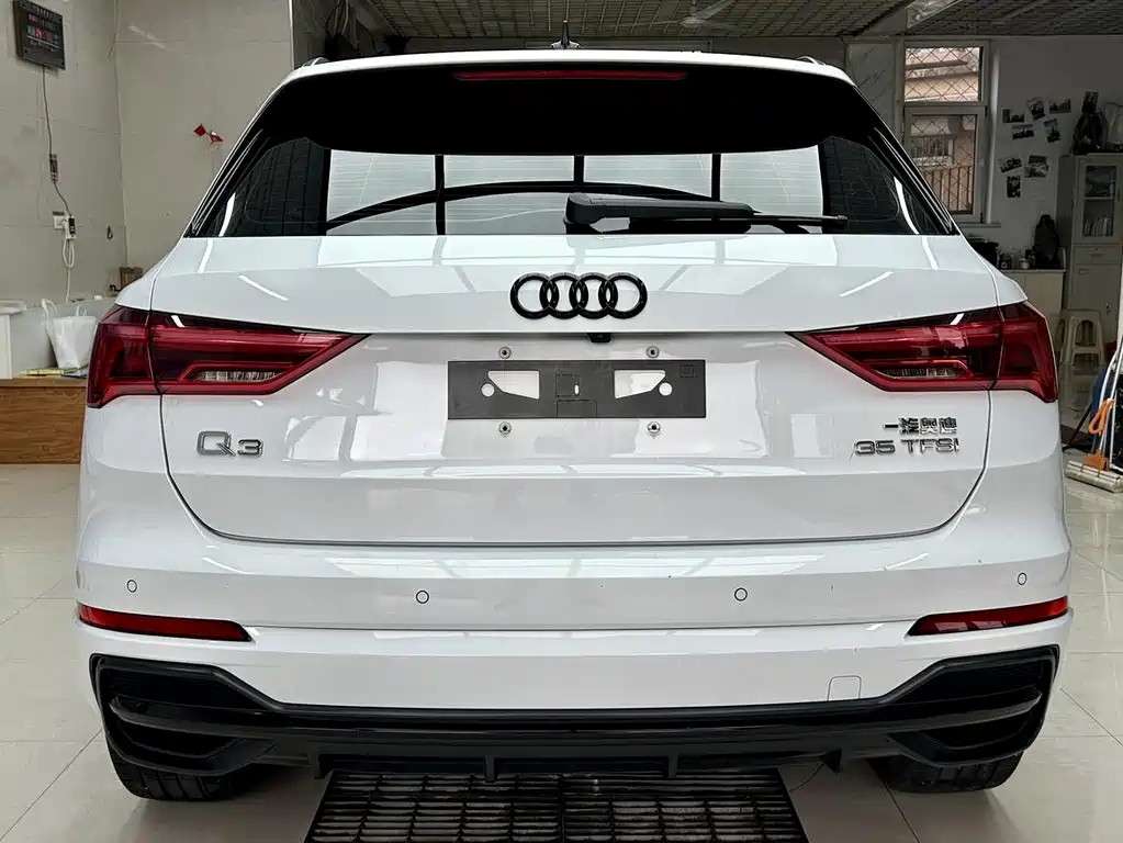 Audi Q3 — фото 5