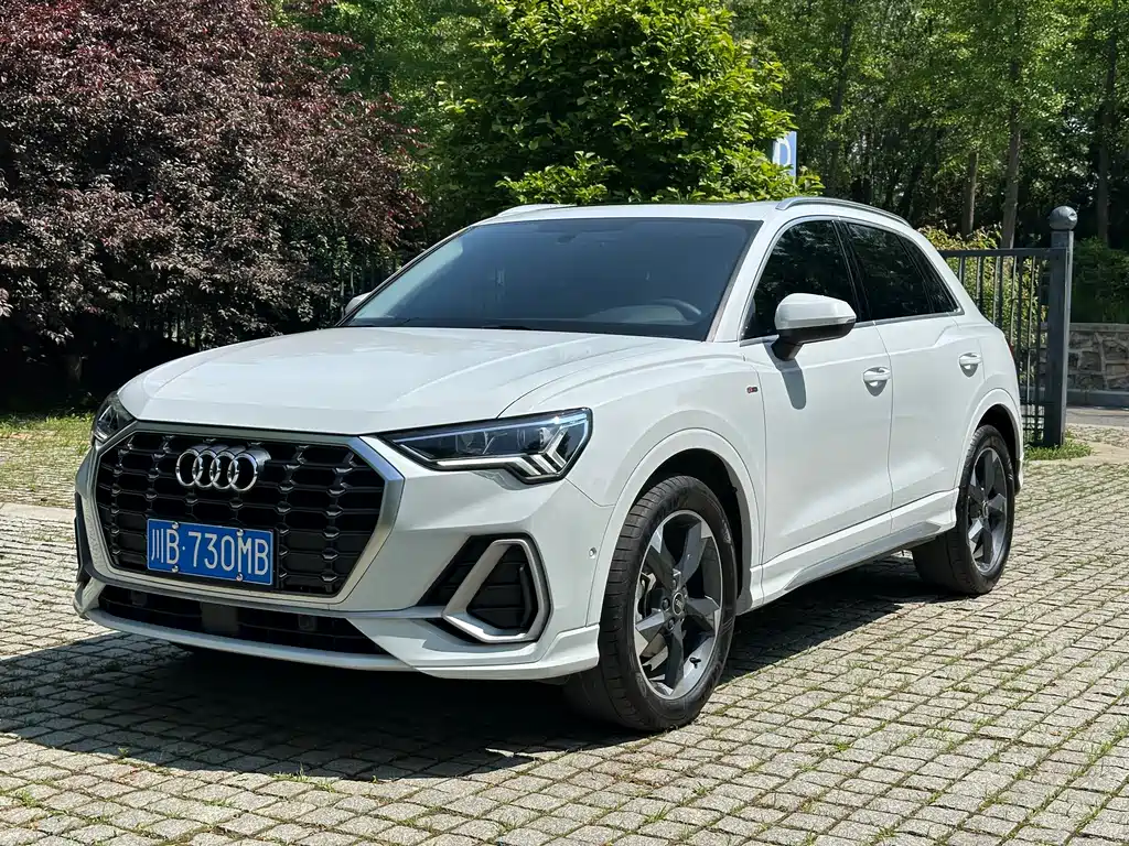 Audi Q3 — фото 3