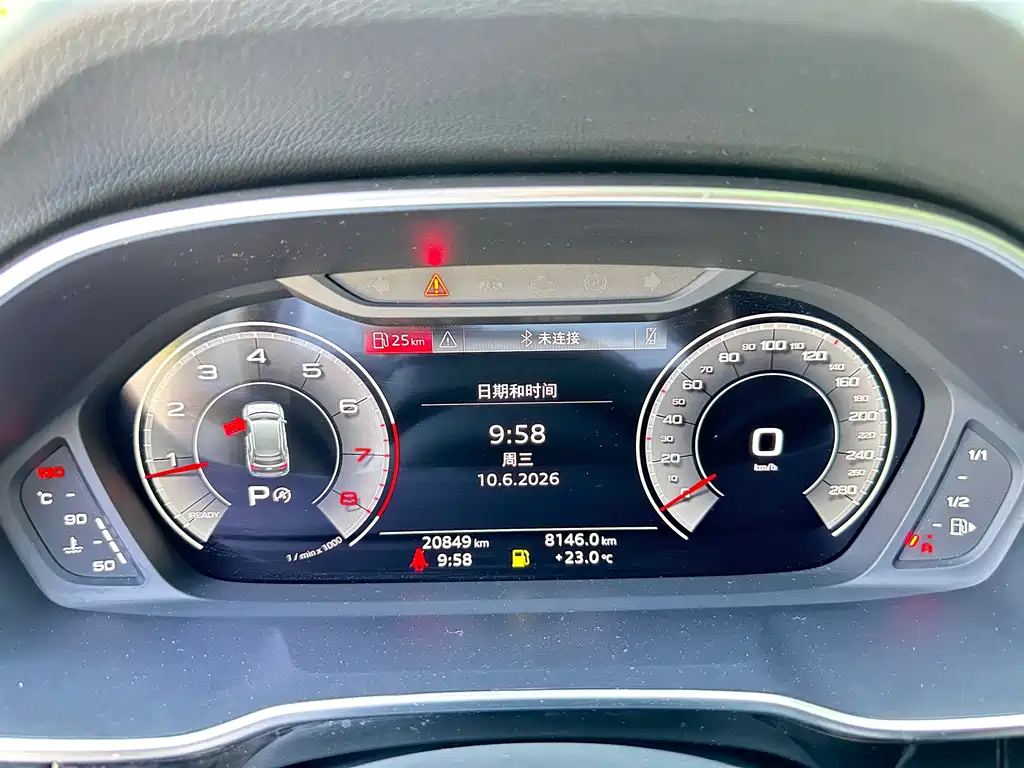 Audi Q3 — фото 10