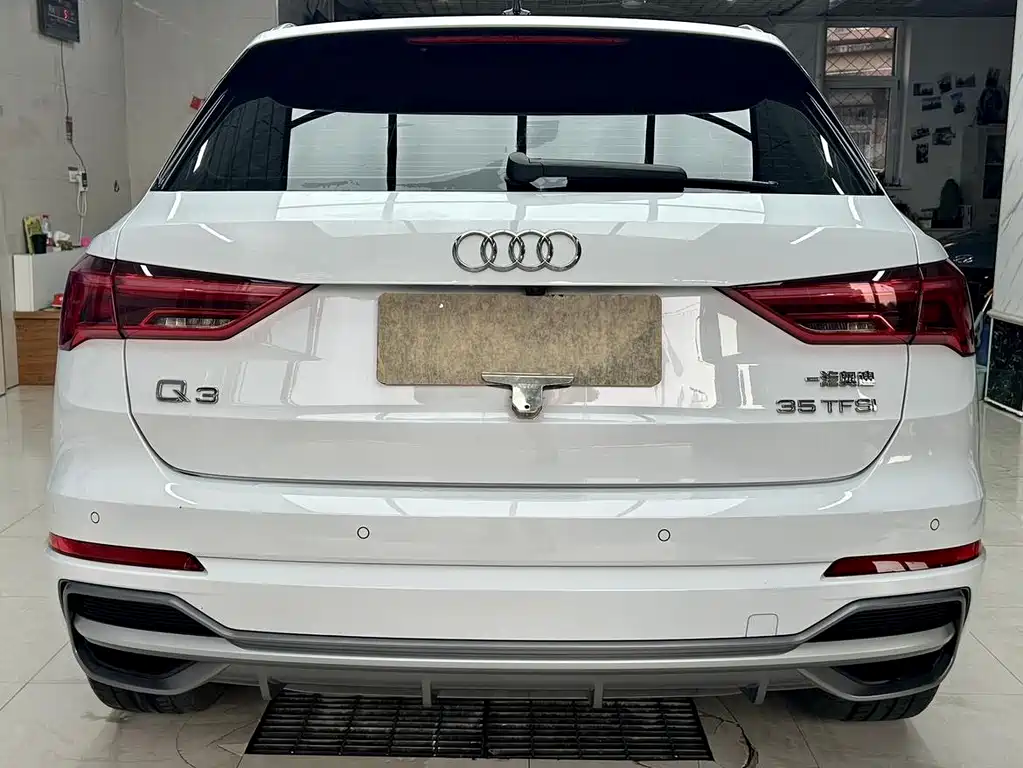 Audi Q3 — фото 5