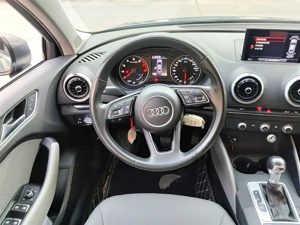 Audi A3 — фото 11