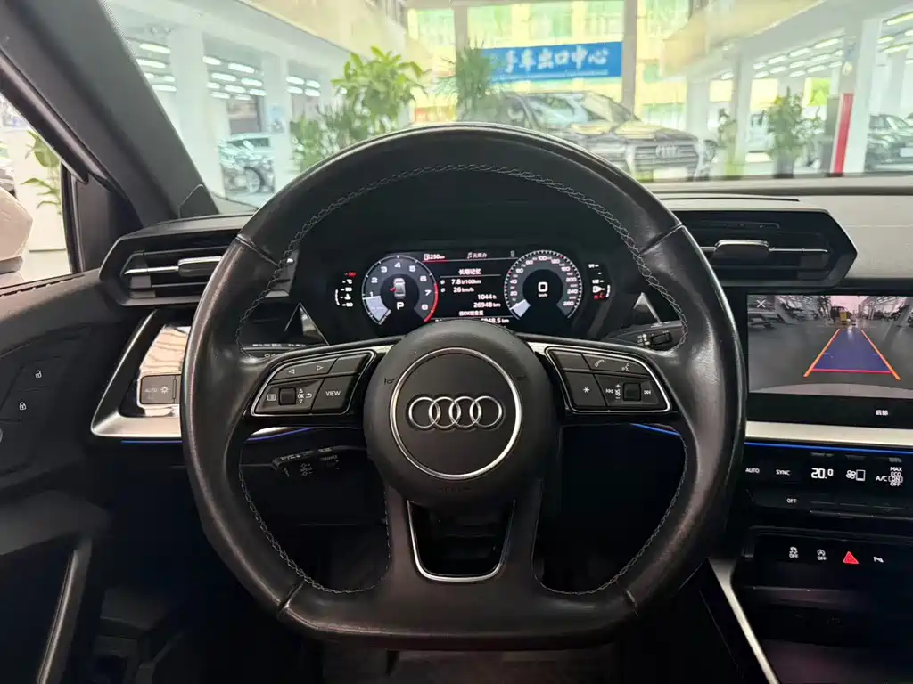 Audi A3 — фото 9