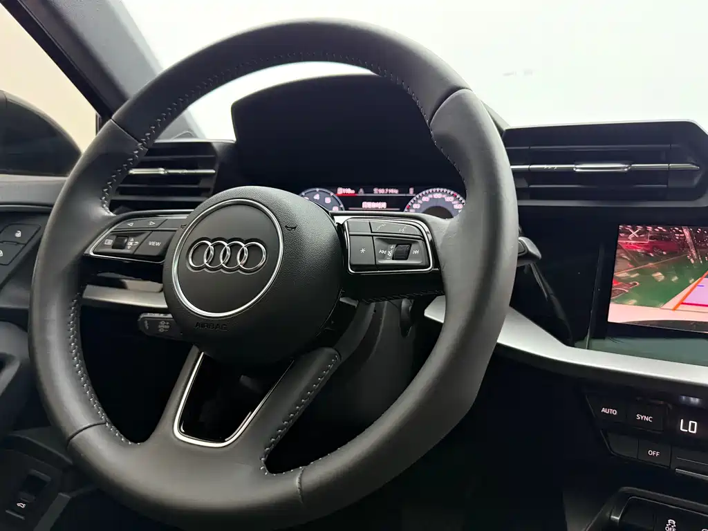 Audi A3 — фото 13