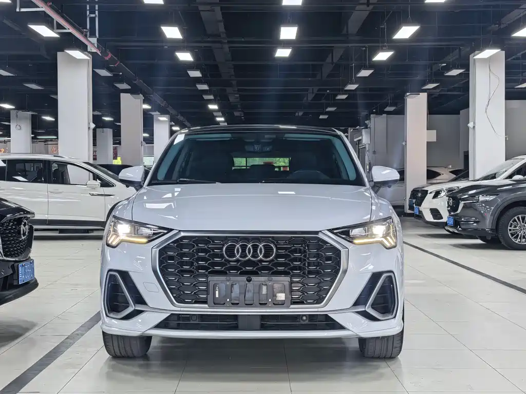 Audi Q3 Sportback — фото 2