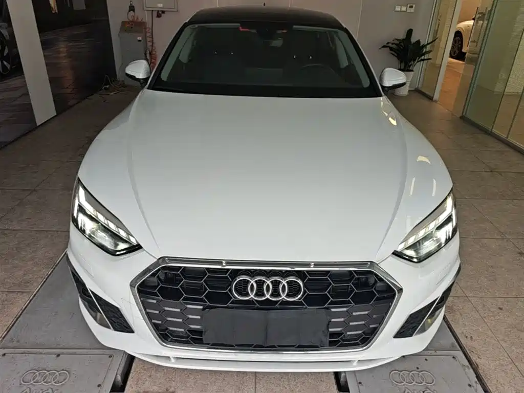 Audi A5 (Import) — фото 3