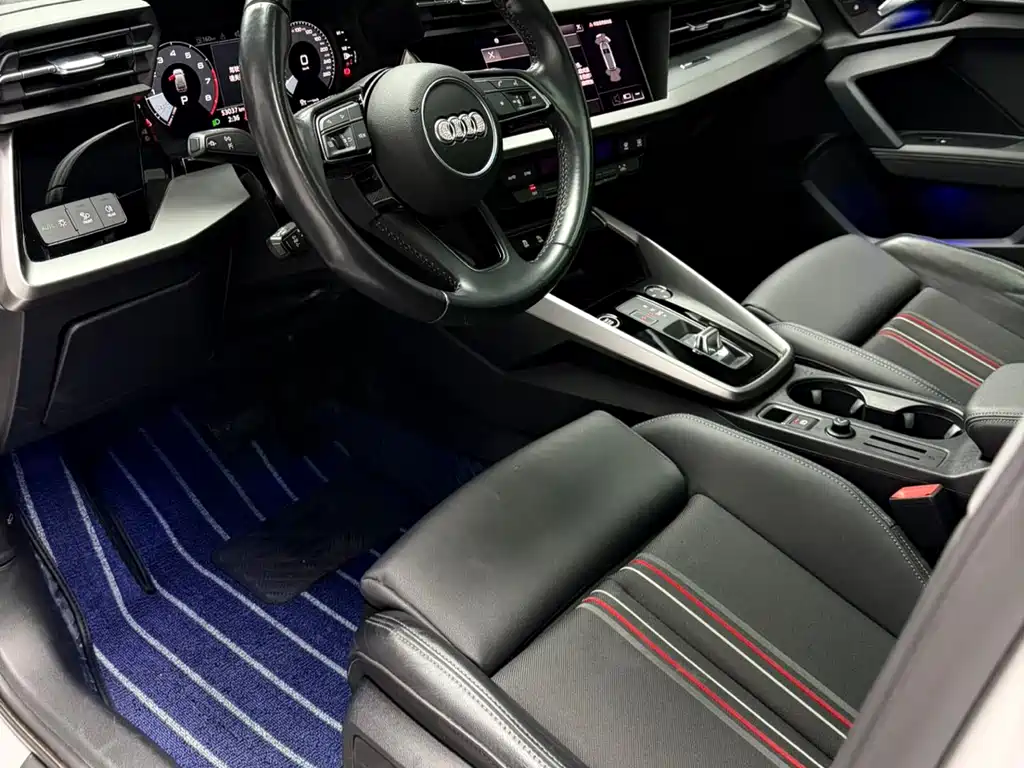 Audi A3 — фото 17