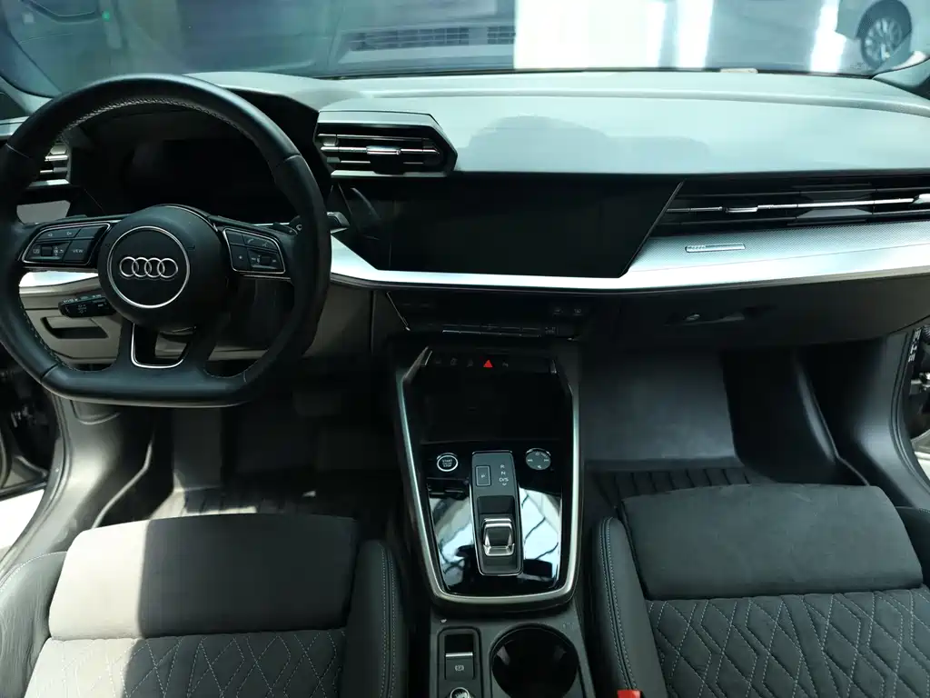 Audi A3 — фото 16
