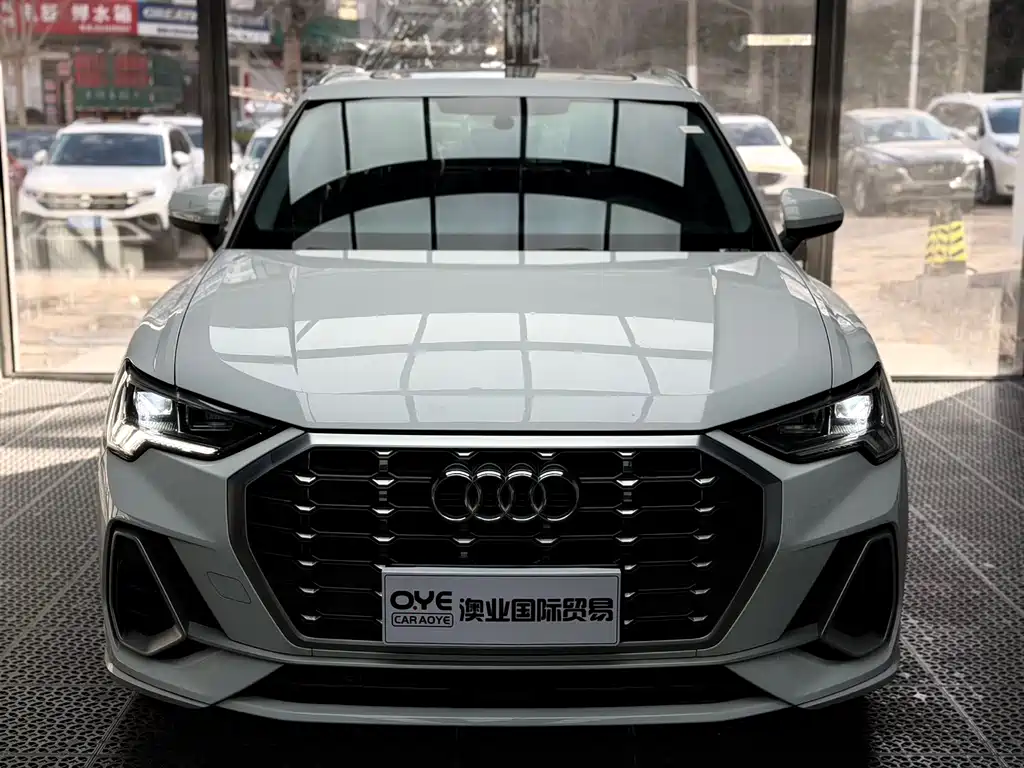Audi Q3 — фото 3