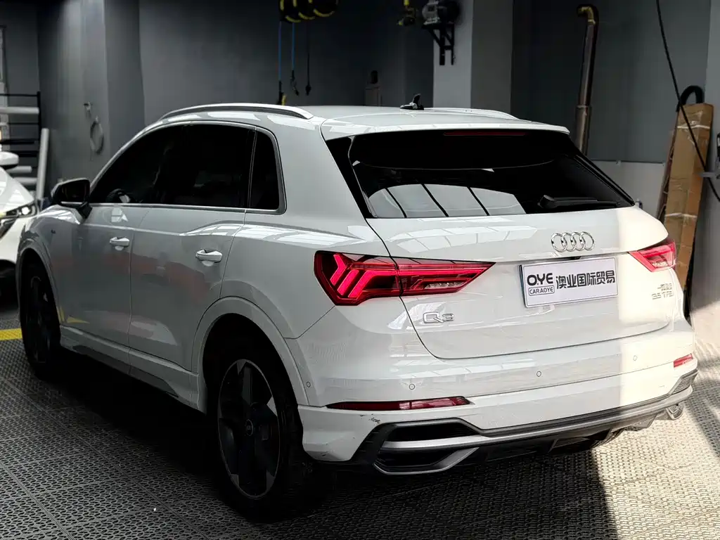 Audi Q3 — фото 4