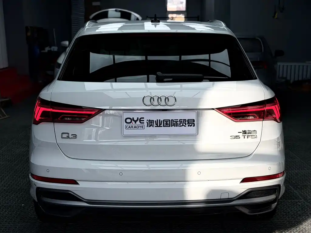 Audi Q3 — фото 5