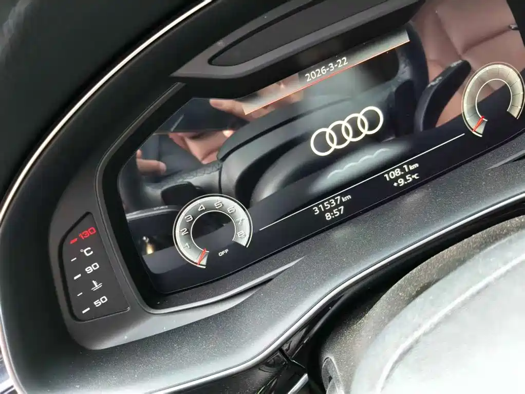 Audi Q7 — фото 5