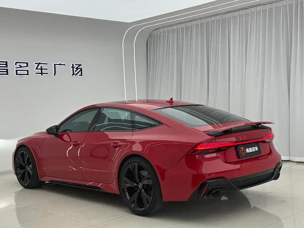 Audi RS 7 — фото 7