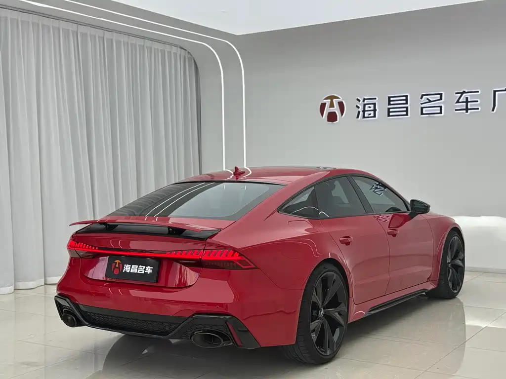 Audi RS 7 — фото 9