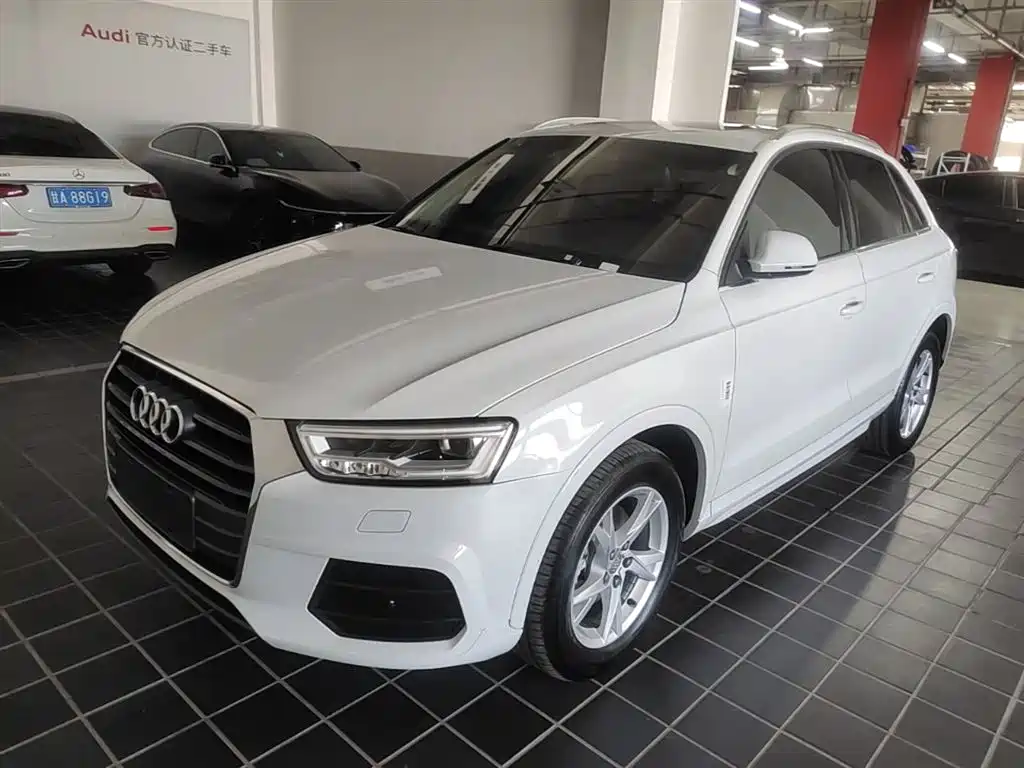 Audi Q3 — фото 3