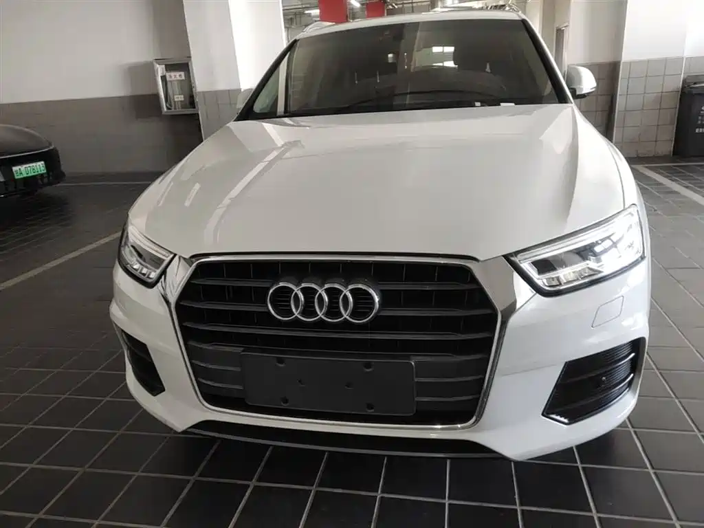 Audi Q3 — фото 5