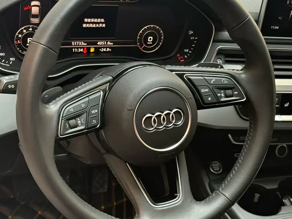 Audi A4L — фото 3