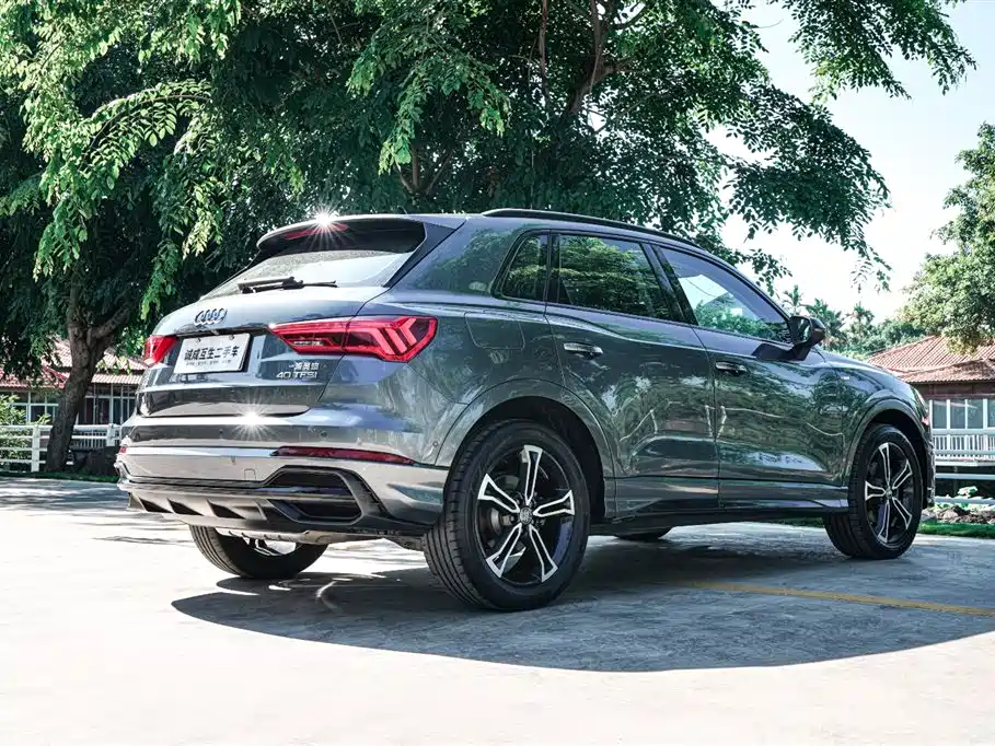 Audi Q3 — фото 6