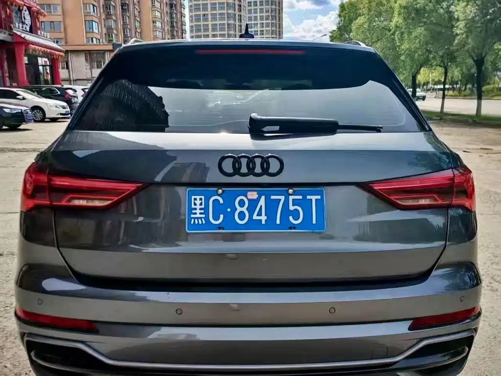 Audi Q3 — фото 5