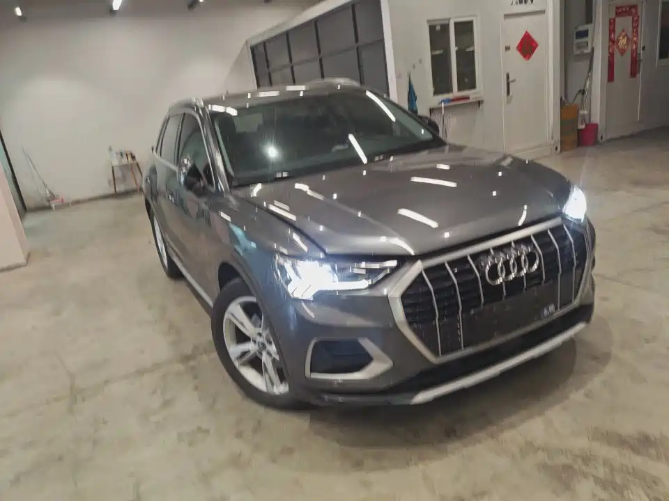 Audi Q3 — фото 5