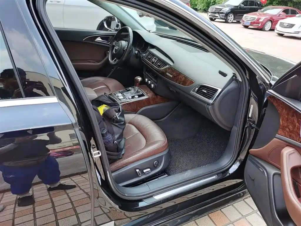 Audi A6 (Import) — фото 23