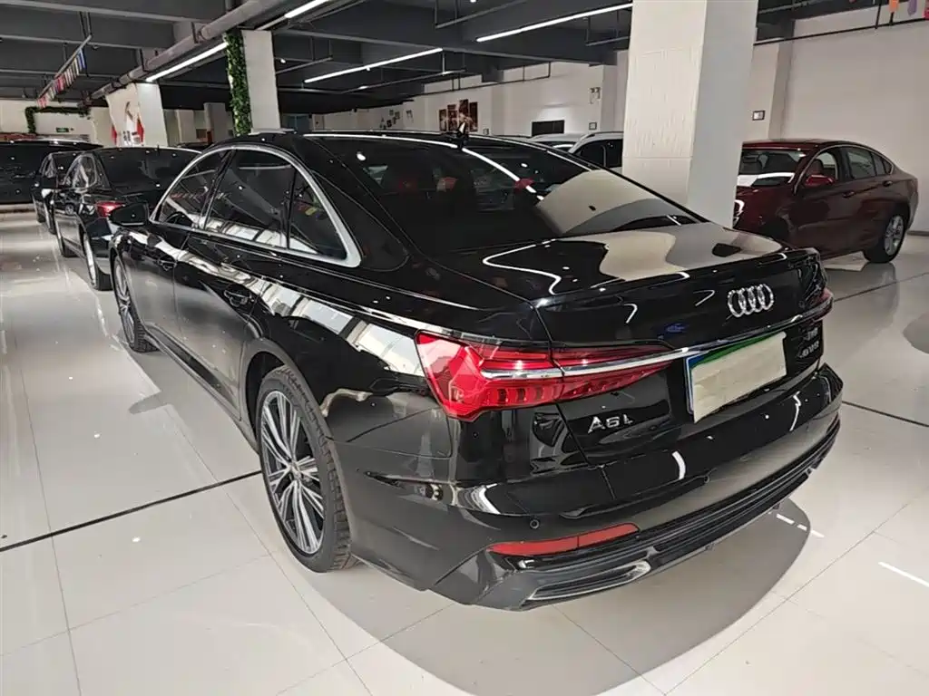 Audi A6L — фото 5