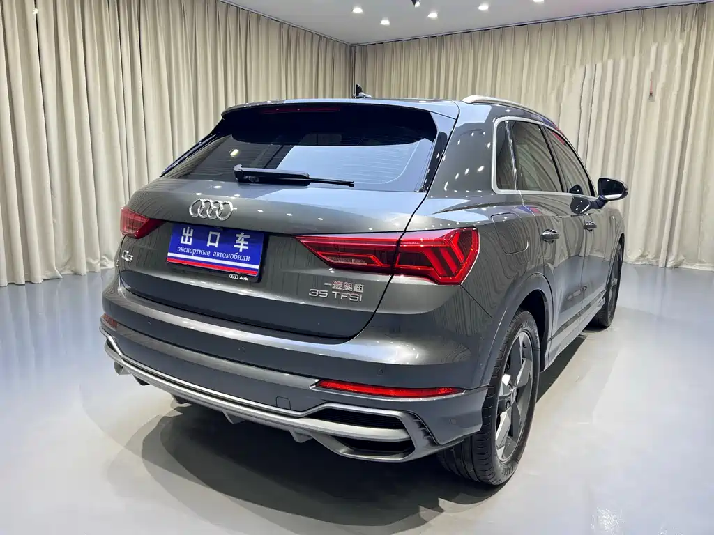 Audi Q3 — фото 6
