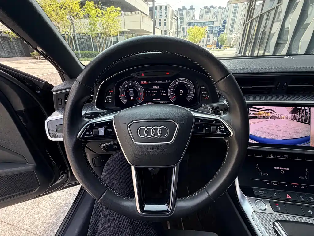 Audi A6L — фото 13