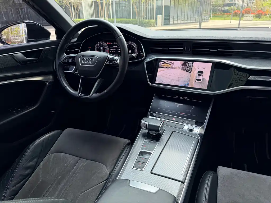 Audi A6L — фото 15