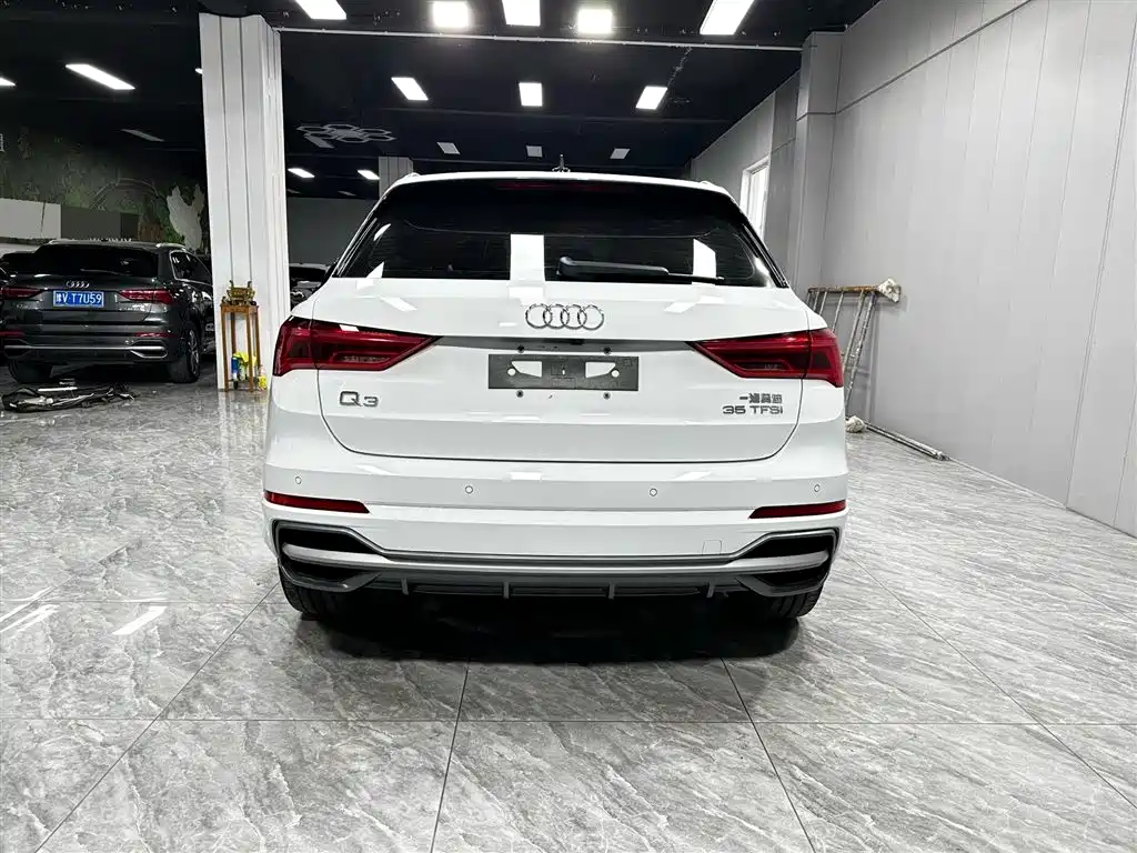 Audi Q3 — фото 5