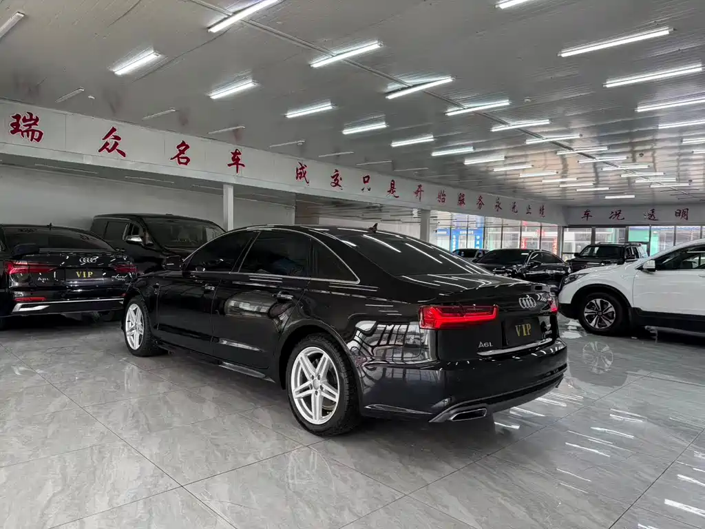 Audi A6L — фото 5