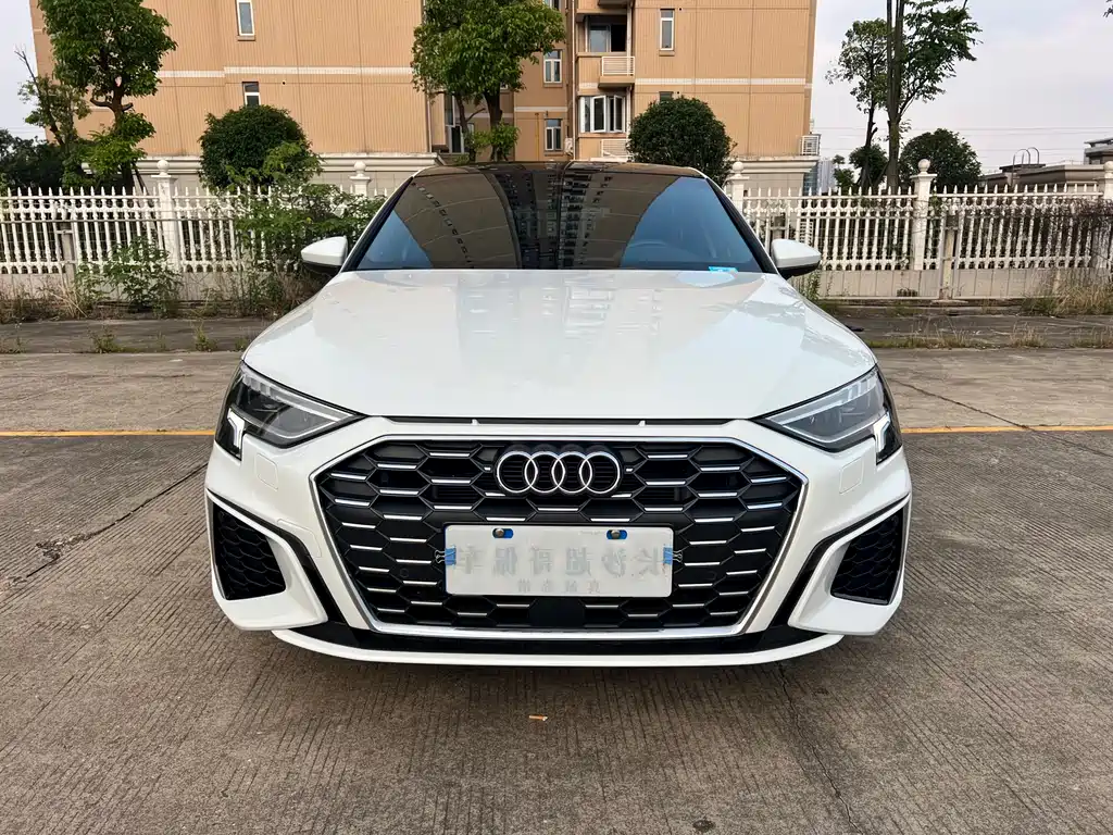 Audi A3 — фото 2