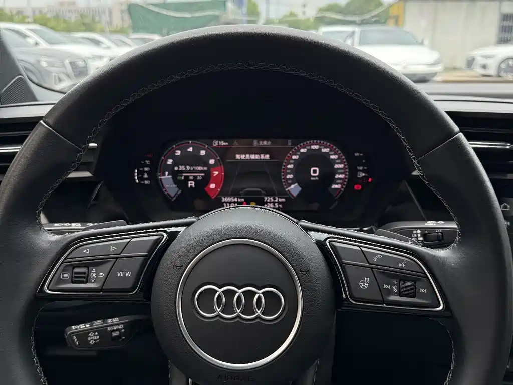 Audi A3 — фото 13
