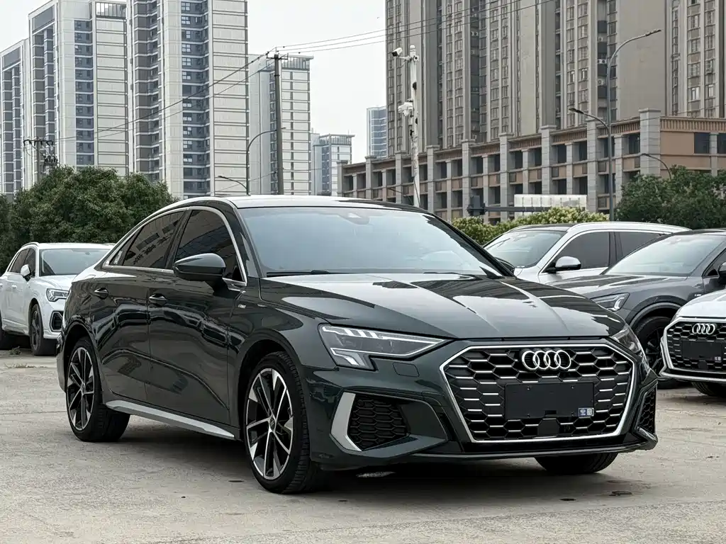 Audi A3 — фото 3