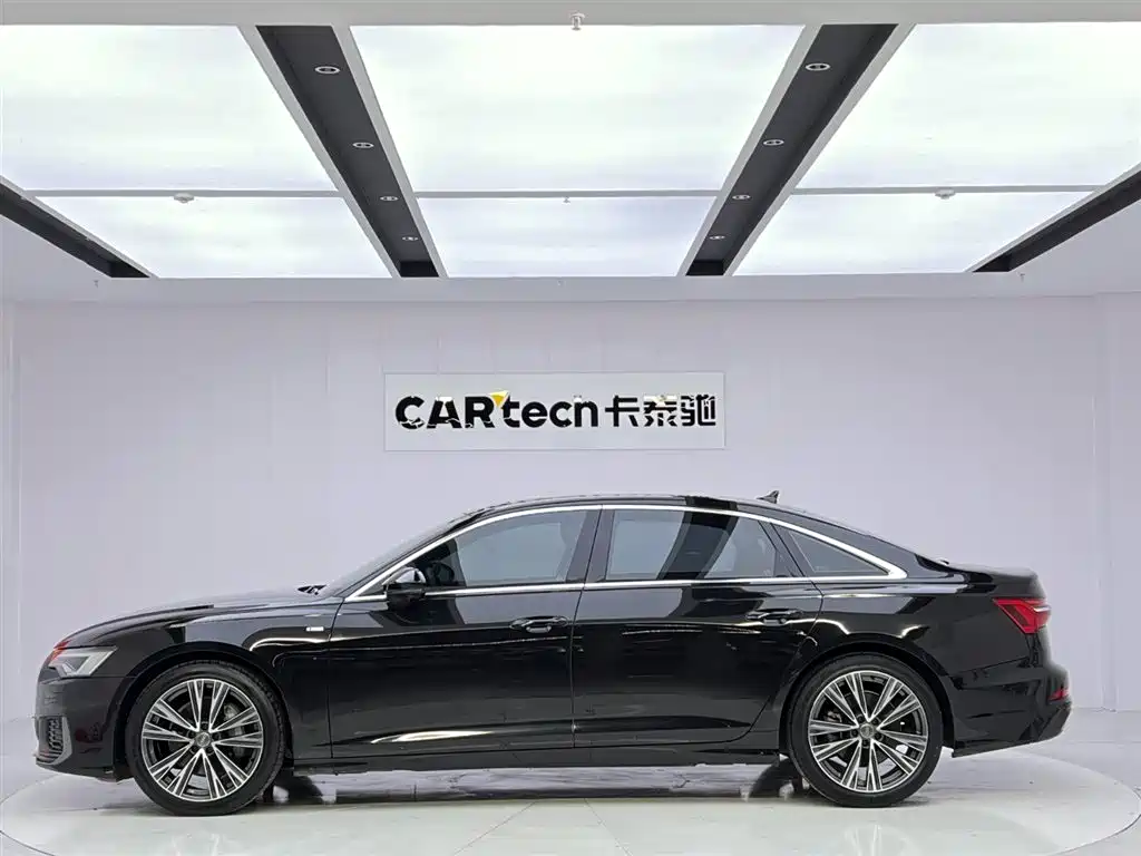 Audi A6L — фото 2