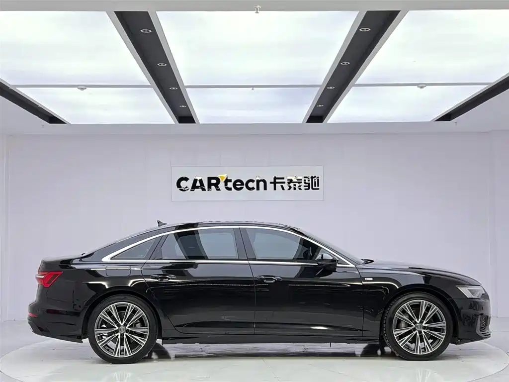 Audi A6L — фото 6