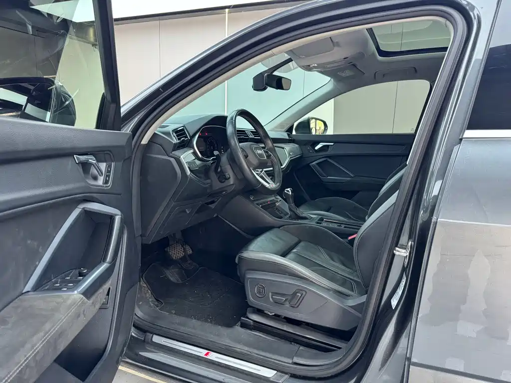 Audi Q3 Sportback — фото 7