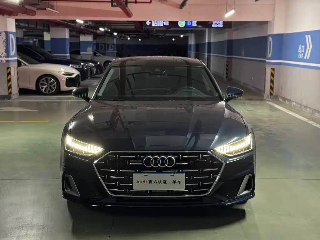 Audi A7L — фото 2