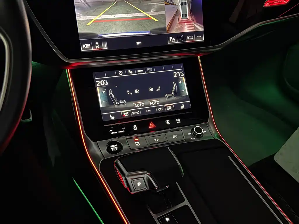Audi A7L — фото 10