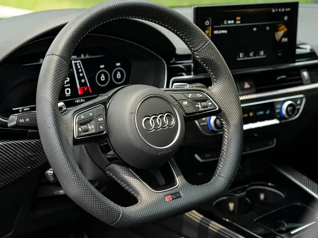 Audi RS 5 — фото 7