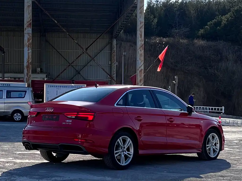 Audi A3 — фото 5