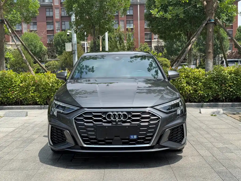 Audi A3 — фото 2