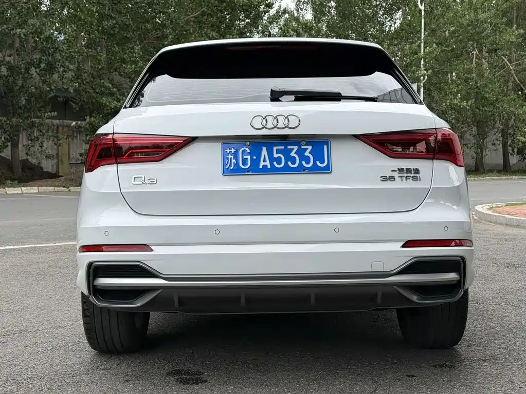 Audi Q3 — фото 22