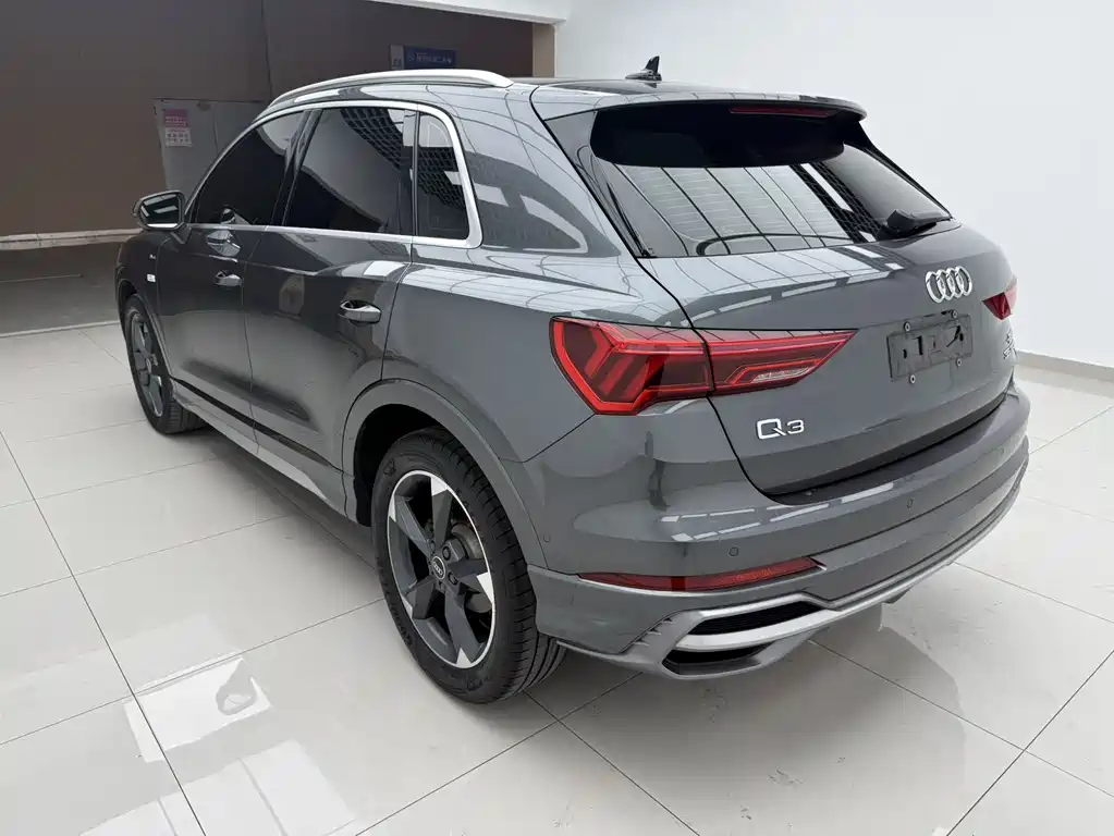 Audi Q3 — фото 4