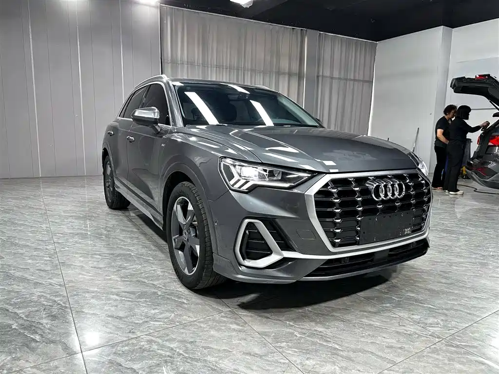 Audi Q3 — фото 3