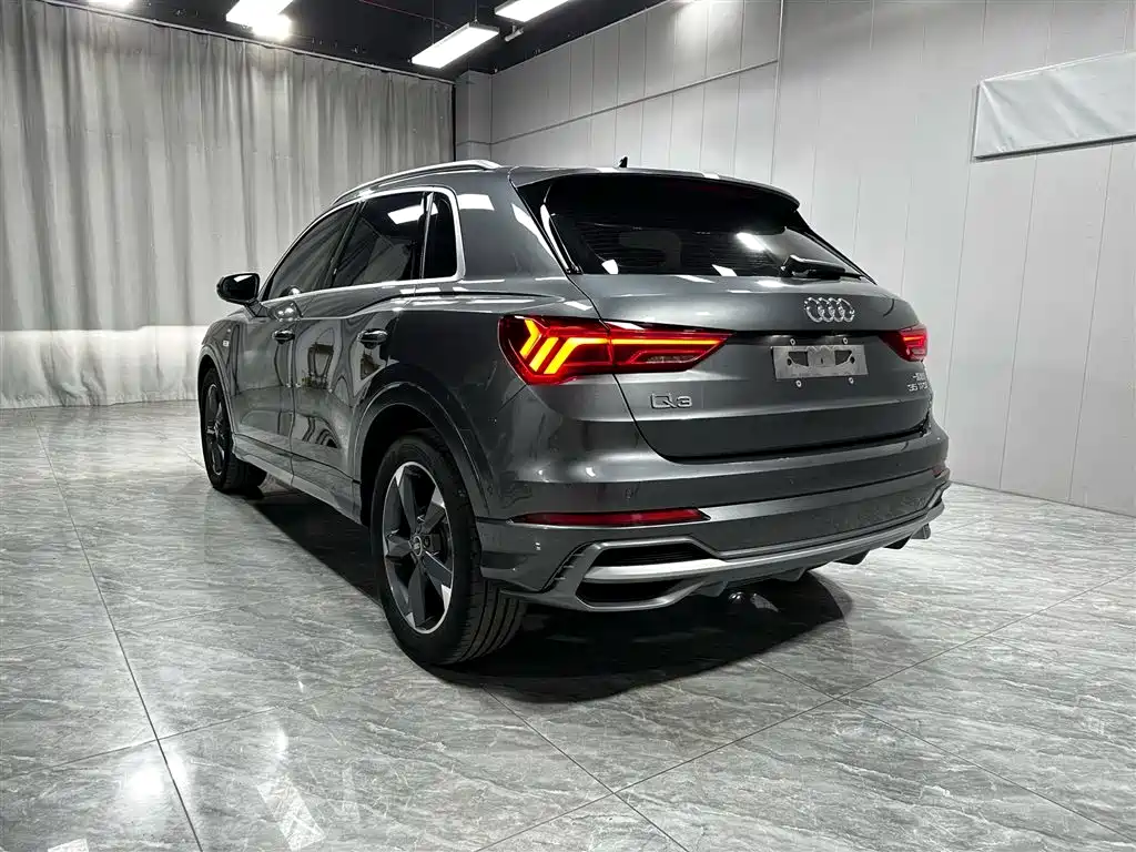 Audi Q3 — фото 4