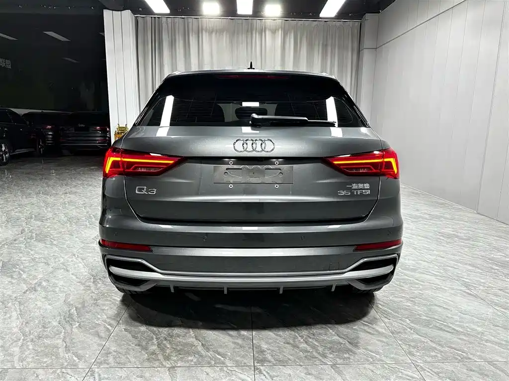 Audi Q3 — фото 5