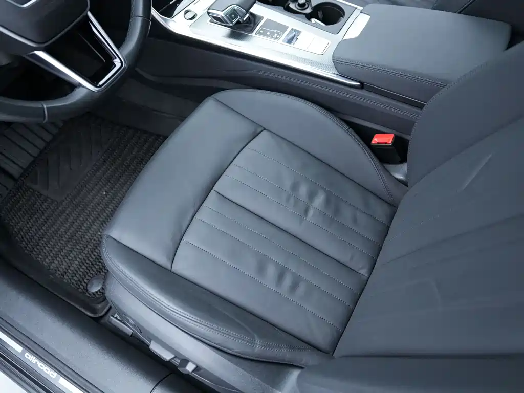 Audi A6 (Import) — фото 20